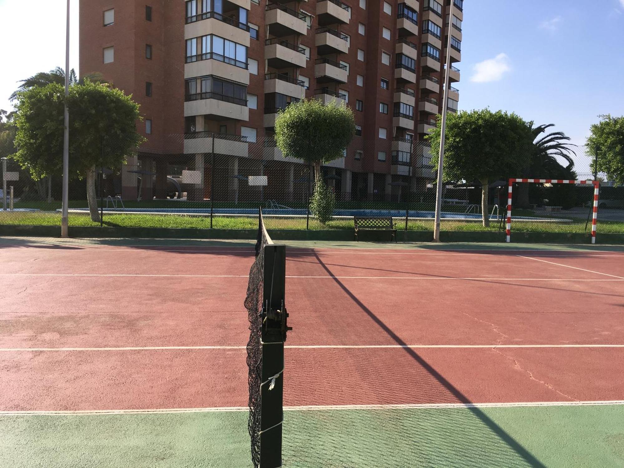 אל קאמפיו Apartamento Roses מראה חיצוני תמונה