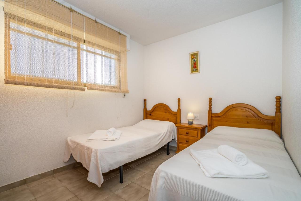 אל קאמפיו Apartamento Roses מראה חיצוני תמונה